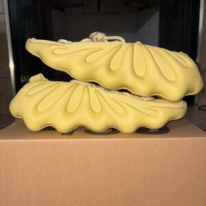 Adidas Yeezy 450 Boost Mens Size 10.5 “sulfur” BNIB HP5426